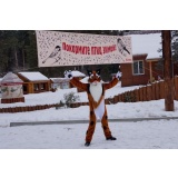 2_Привет участникам лыжной гонки в защиту зимующих птиц!.JPG